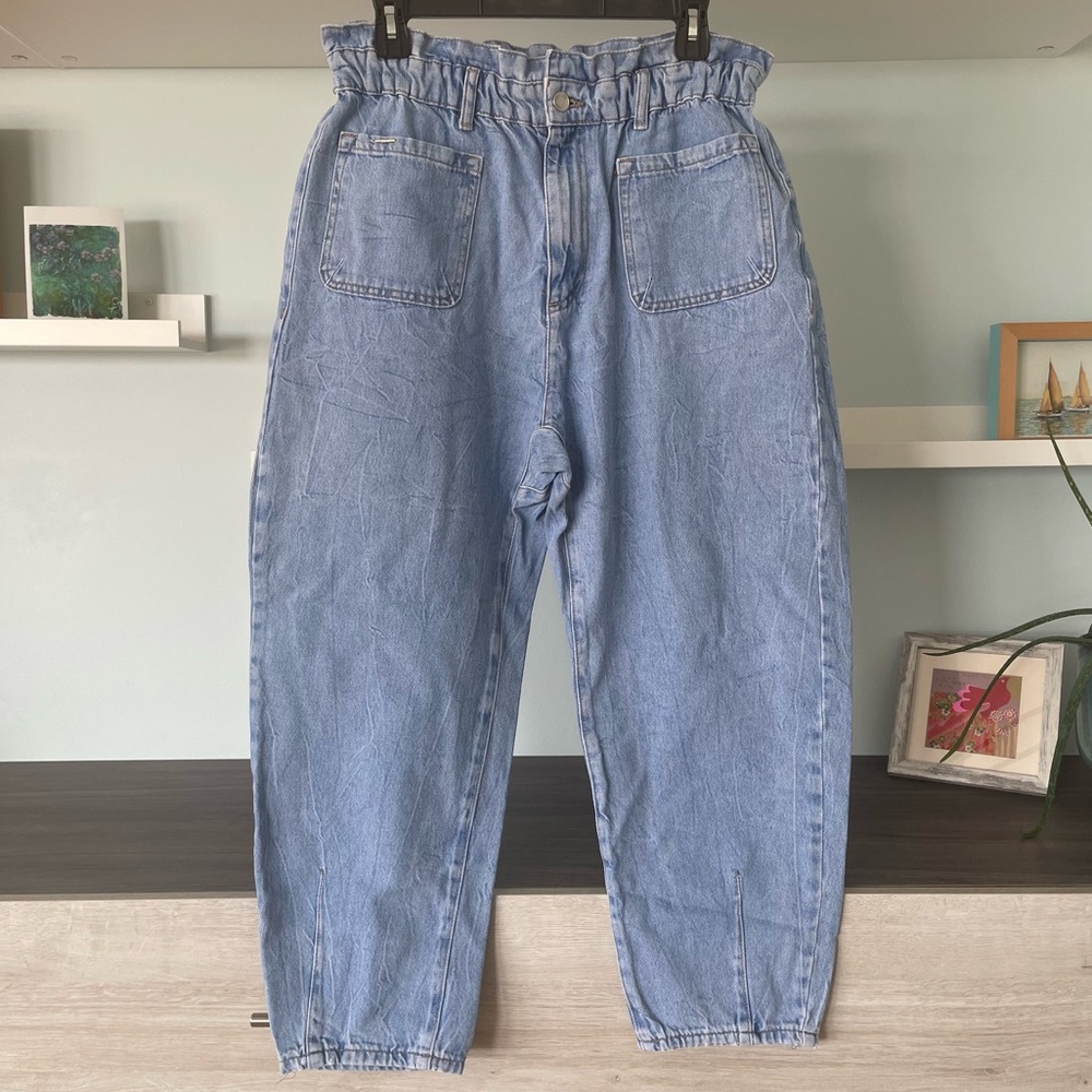 Zara High Rise Paperbag Tapered Balloon Style Light Blue Jeans